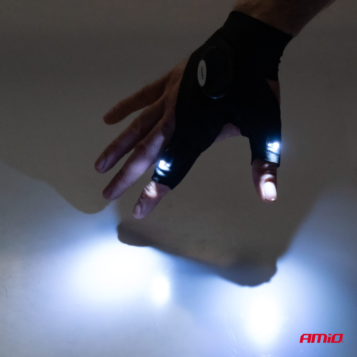 Εικόνα 2 από 3 — Amio – ΓΑΝΤΙΑ ΧΕΙΡΟΣ ΓΙΑ 2 ΔΑΧΤΥΛΑ ΜΕ 2 LED ΕΛΑΣΤΙΚΑ ΑΔΙΑΒΡΟΧΑ ΣΕ ΜΑΥΡΟ ΧΡΩΜΑ – 2 TEM. (03107/AM)