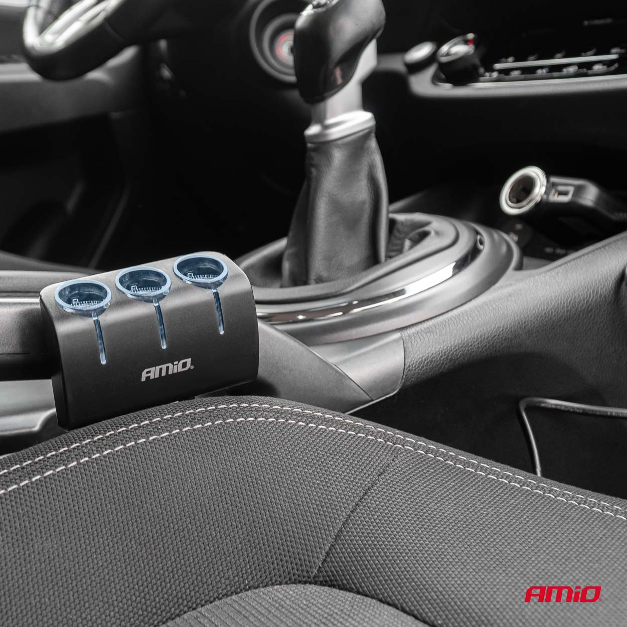 Εικόνα 2 από 5 — Amio – ΑΝΤΑΠΤΟΡΑΣ ΑΝΑΠΤΗΡΑ 12/24V 120W ΜΑΥΡΟΣ/3 ΘΕΣΕΙΣ/1xUSB-A/ΜΕ ΥΠΟΔΟΧΗ ΑΝΑΠΤΗΡΑ ΑΥΤΟΚΙΝΗΤΟΥ/ΚΑΛΩΔΙΟ 80cm – 1 Τεμ. (04360/AM)