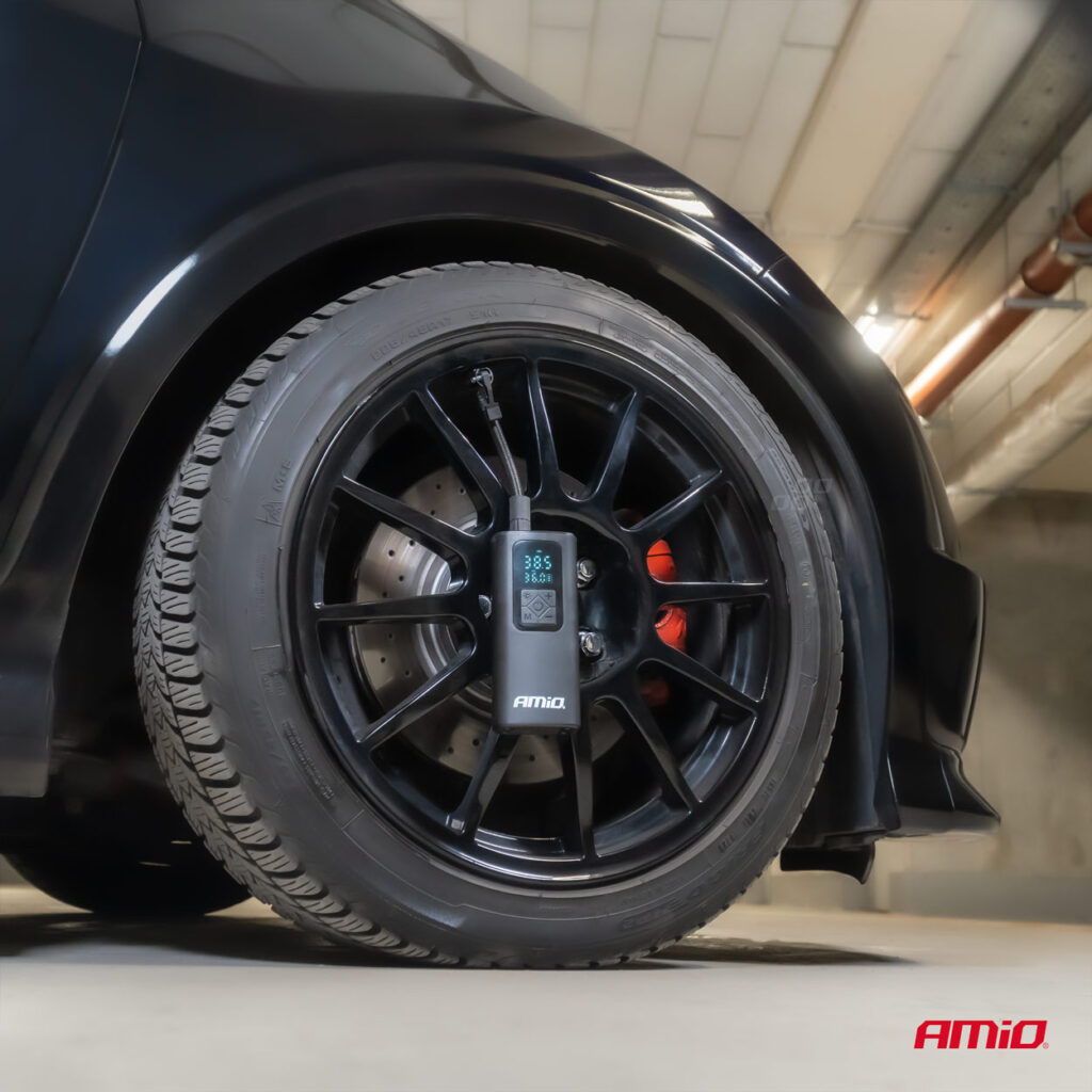 Εικόνα 3 από 13 — Amio – ΚΟΜΠΡΕΣΕΡ ΑΕΡΑ ΜΕ USB-C 10BAR 150PSI 20L/MIN 40W ΜΕ ΨΗΦΙΑΚΗ ΟΘΟΝΗ & ΦΑΚΟ LED 1ΤΕΜ. (04377/AM)