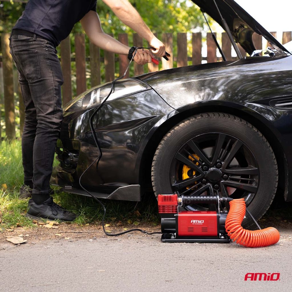 Εικόνα 2 από 11 — Amio – Κομπρεσέρ Αέρα Αυτοκινήτου Heavy Duty ACOMP-24 12V 600W 160l/min έως 10bar με Βαλίτσα & Ακροφύσια για Γρήγορο Φούσκωμα – 1 Τεμ. (04398/AM)