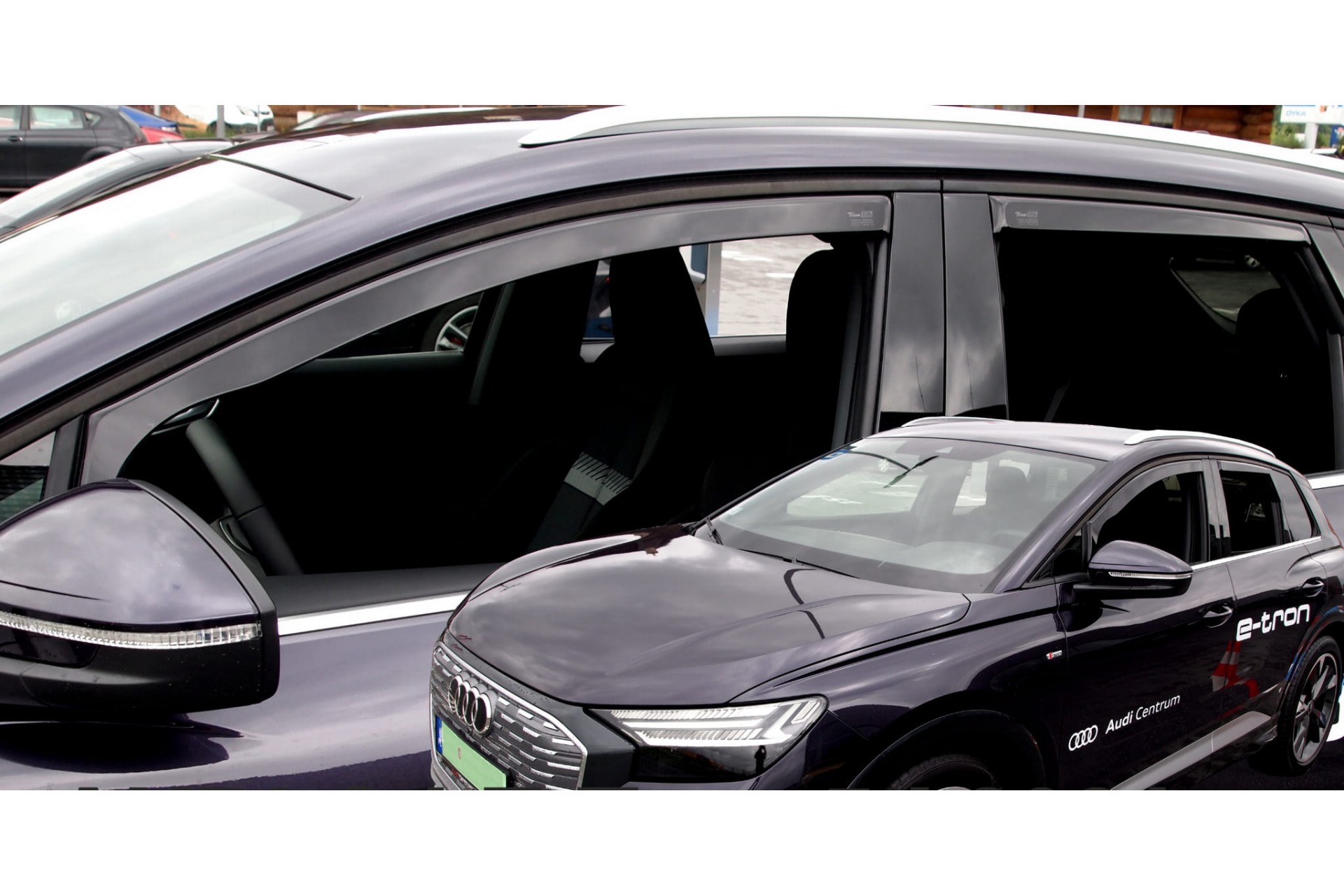 Εικόνα 1 από 6 — ΑΝΕΜΟΘΡΑΥΣΤΕΣ ΓΙΑ AUDI Q4 E-TRON 5D 2021+ –  ΣΕΤ ΑΥΤΟΚΙΝΗΤΟΥ ΑΠΟ ΕΥΚΑΜΠΤΟ ΦΙΜΕ ΠΛΑΣΤΙΚΟ HEKO – 4 ΤΕΜ.