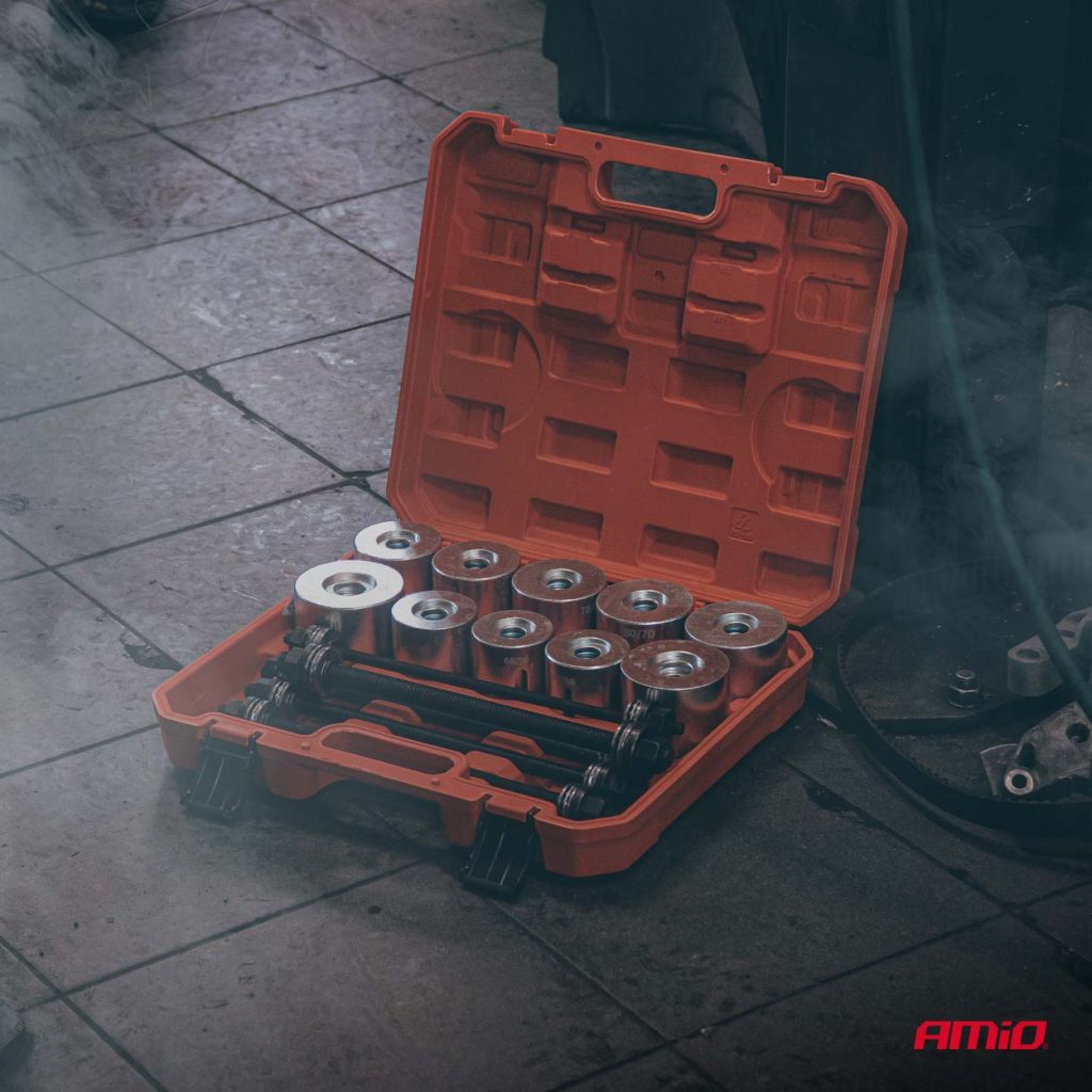 Εικόνα 2 από 8 — Amio – Σετ Εργαλείων Συνεμπλόκ & Ρουλεμάν Τροχού Heavy Duty για Αφαίρεση και Εγκατάσταση με Ασφαλή Χρήση – Σετ 27 Τεμ. (04773/AM)