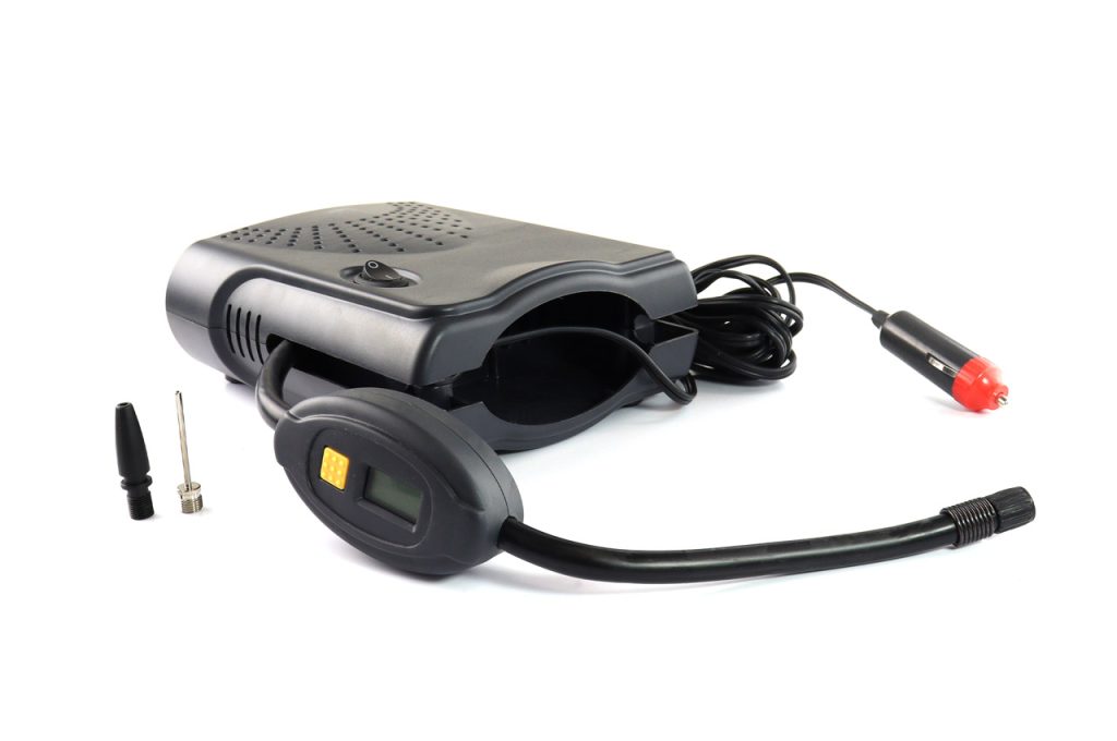 Εικόνα 2 από 3 — Amio – ΚΟΜΠΡΕΣΕΡ ΑΕΡΑ ΨΗΦΙΑΚΟ 12V 100PSI ALL RIDE – 1 τεμ. (29924ALL/AM)