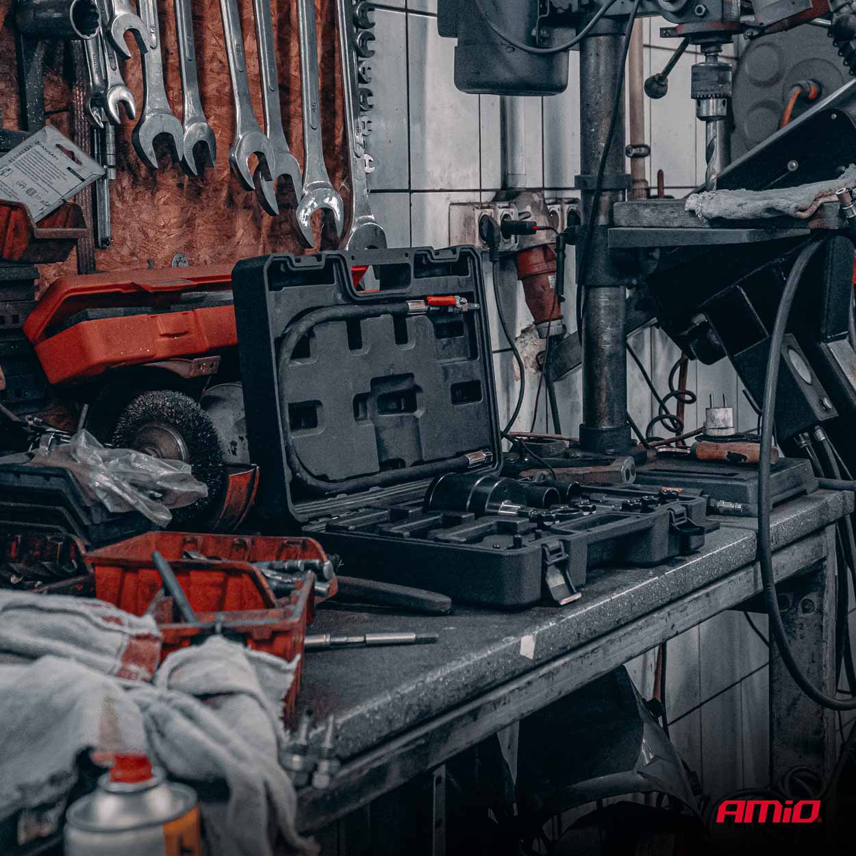 Εικόνα 12 από 13 — Amio – Πνευματικός Εξολκέας Μπεκ Diesel 5-8 Bar Heavy Duty σε Βαλιτσάκι για Αφαίρεση με Υψηλή Δύναμη & Ασφαλή Χρήση – Σετ 24 Τεμ. (04775/AM)