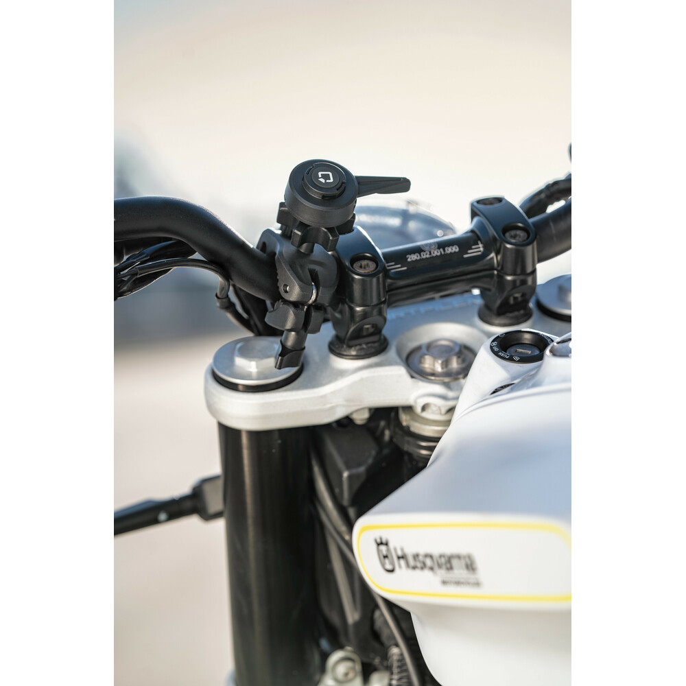 Εικόνα 4 από 5 — ΒΑΣΗ ΣΤΗΡΙΞΗΣ ΚΙΝΗΤΟΥ MOTO GRIP DUOLOCK 2.0 ( ΜΕ ΣΤΗΡΙΞΗ ΣΕ ΜΠΑΡΑ 16-28mm) OPTILINE -1 TEM.