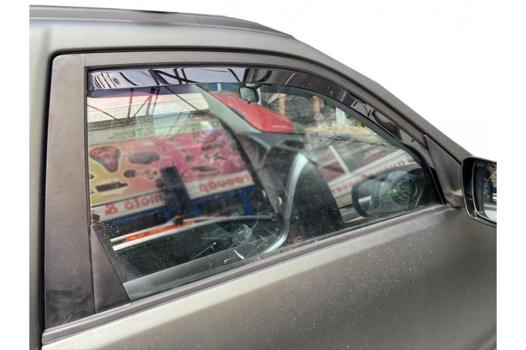 Εικόνα 7 από 7 — ΑΝΕΜΟΘΡΑΥΣΤΕΣ ΓΙΑ SUZUKI GRAND VITARA 3D 2005-2014 ΖΕΥΓΑΡΙ ΑΠΟ ΕΥΚΑΜΠΤΟ ΦΙΜΕ ΠΛΑΣΤΙΚΟ HEKO – 2 ΤΕΜ.