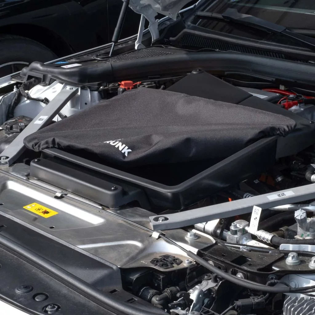 Εικόνα 6 από 8 — Rati – Frunk BMW i4 eDrive35 eDrive40 2022> χωρίς M Sport ανάρτηση πρακτικός Εμπρός Αποθηκευτικός Χώρος 20L για Καλώδια Φόρτισης και Καθημερινή Οργάνωση – 1 Τεμ. (V01901/RT)