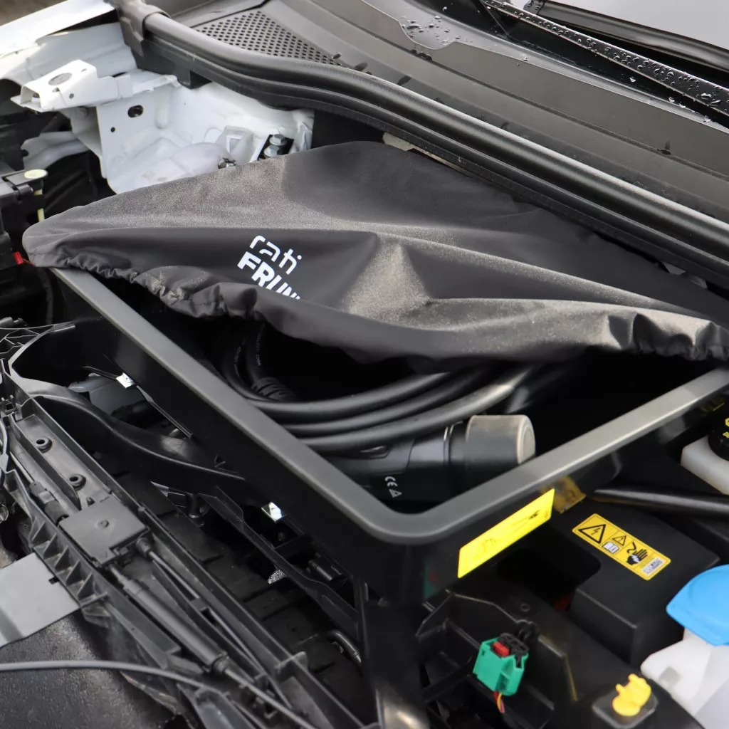 Εικόνα 6 από 8 — Rati – Frunk Audi Q4 e-tron 2021> με Gas Strut πρακτικός Εμπρός Αποθηκευτικός Χώρος 10L για Καλώδια Φόρτισης και Καθημερινή Οργάνωση Ηλεκτρικών – 1 Τεμ. (V01915/RT)