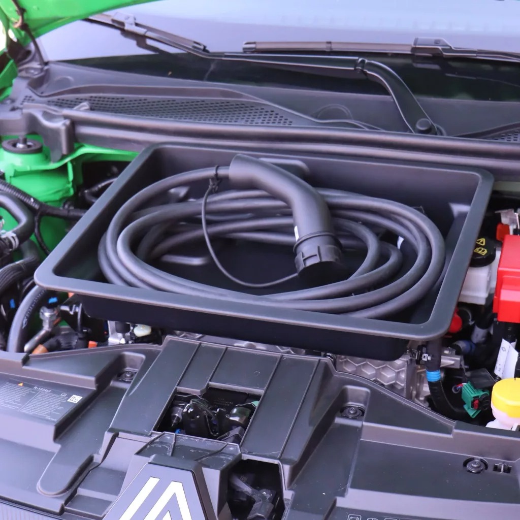 Εικόνα 5 από 8 — Rati – Frunk Renault 5 E-Tech 2024>, Renault 4 E-Tech 2025> πρακτικός Εμπρός Αποθηκευτικός Χώρος 13L για Καλώδια Φόρτισης και Καθημερινή Οργάνωση Ηλεκτρικών ΙΧ – 1 Τεμ. (V01946/RT)