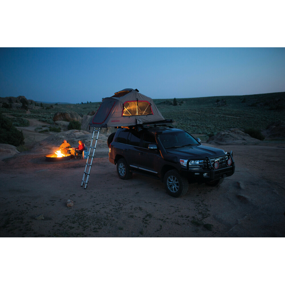 Εικόνα 4 από 18 — Yakima – Σκηνή Οροφής SkyRise HD Small για SUV και 4×4, κορυφαία κατασκήνηση 4 εποχών με ανθεκτικό στρώμα και αδιάβροχη προστασία – 1 Τεμ. (Y8007436)