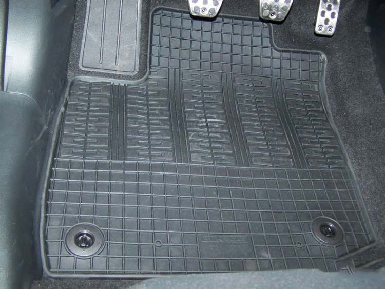 Εικόνα 3 από 6 — Cik – HONDA CIVIC HTB 2012-2017  ΠΑΤΑΚΙΑ ΛΑΣΤΙΧΟ ΣΕ ΜΑΥΡΟ ΧΡΩΜΑ ΜΕ ΚΟΥΜΠΩΜΑΤΑ – 4 ΤΕΜ. (RM.HO.0001/CK)