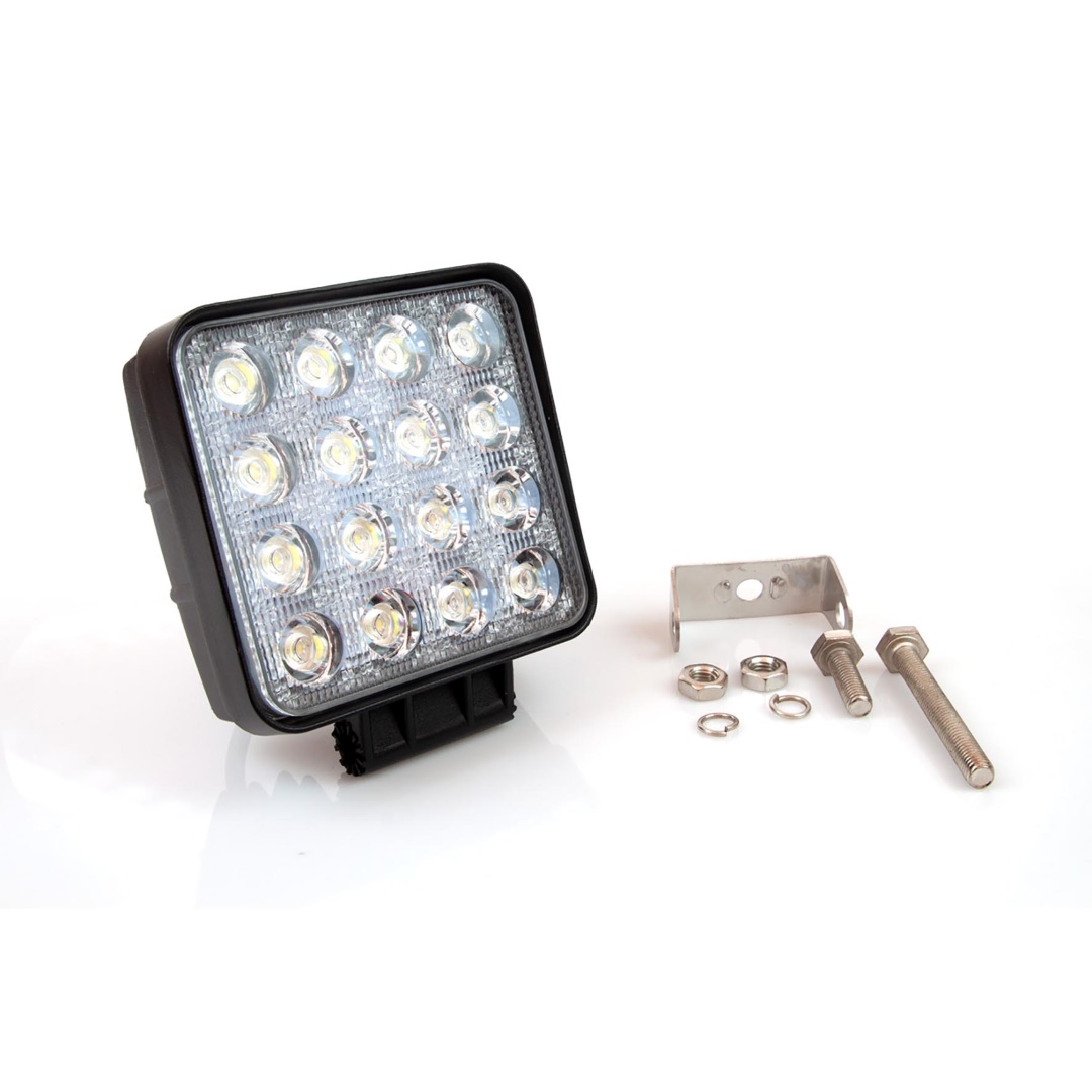 Εικόνα 2 από 5 — Amio – Προβολέας Εργασίας LED AWL05 FLAT 4000lm 48W 9-60V 16LED – Ισχυρός Φωτισμός & Απόδοση σε Δύσκολες Συνθήκες – 108x108x57mm – 1 Τεμ. (01700/AM)