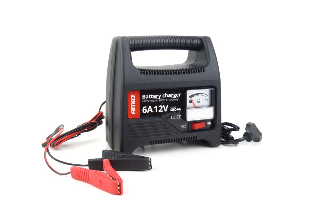 Εικόνα 2 από 5 — Amio – Φορτιστής Μπαταρίας 12V 6A για αξιόπιστη φόρτιση μπαταριών 20-80Ah με προστασία υπερφόρτωσης και ένδειξη κατάστασης φόρτισης για ασφαλή και εύκολη χρήση – 1 Τεμ. (02085/AM)
