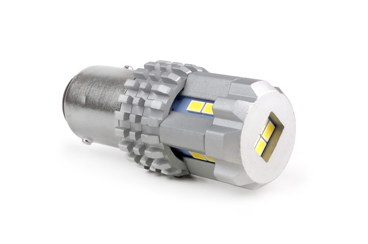 Εικόνα 2 από 4 — Amio – P21/5W BAY15d 12/24V 22 LED SMD ULTRABRIGHT 3020 CANBUS ΛΕΥΚΟ 2ΤΕΜ. (02450/AM)
