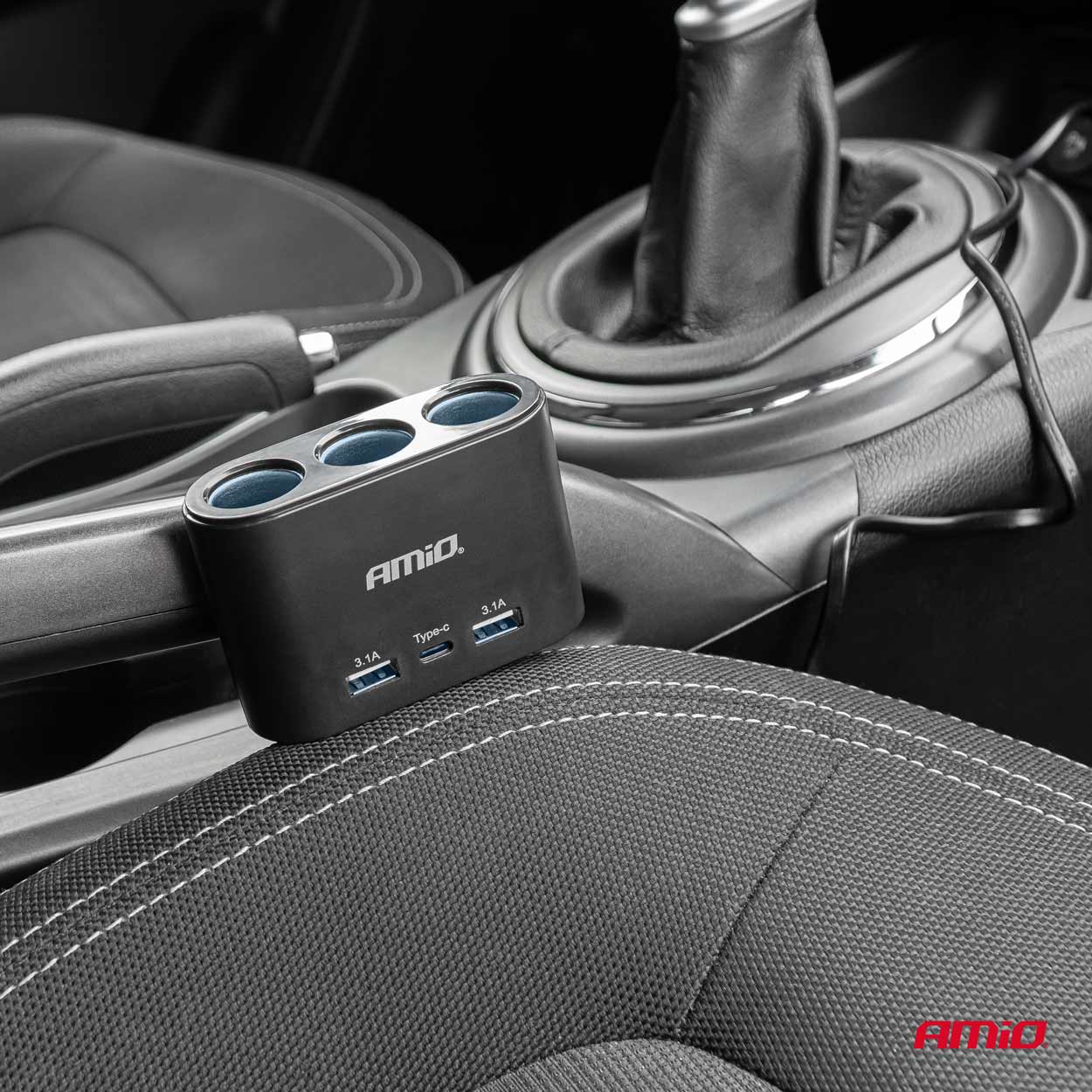 Εικόνα 2 από 6 — Amio – ΑΝΤΑΠΤΟΡΑΣ ΑΝΑΠΤΗΡΑ 12/24V 120W ΜΑΥΡΟΣ/3 ΘΕΣΕΙΣ/2xUSB-A+1xUSB-C ΤΑΧΕΙΑΣ ΦΟΡΤΙΣΗΣ/ΚΑΛΩΔΙΟ 70cm – 1 Τεμ. (04361/AM)