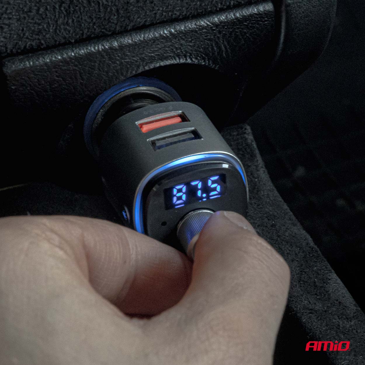 Εικόνα 8 από 14 — Amio – FM Transmitter Αυτοκινήτου 12/24V με 2xUSB Type-A και Υποδοχή microSD – 1 τεμ. (04654/AM)