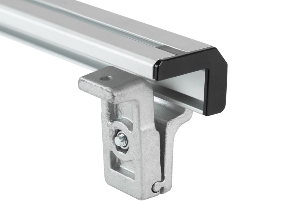 Εικόνα 3 από 4 — ΒΑΣΕΙΣ ΣΤΗΡΙΞΗΣ ΑΛΟΥΜΙΝΙΟΥ TBR FIXING PROFILE KIT M 116,6 cm ΣΕ ΑΣΗΜΙ ΧΡΩΜΑ ΜΕ ΥΠΟΔΟΧΕΣ T-SYSTEM ΓΙΑ ΜΠΑΡΕΣ TBR ΚΑΡΟΤΣΑΣ ΣΕ PICKUP ΚΑΙ ΑΓΡΟΤΙΚΑ ΟΧΗΜΑΤΑ MENABO – 2 ΤΕΜ.
