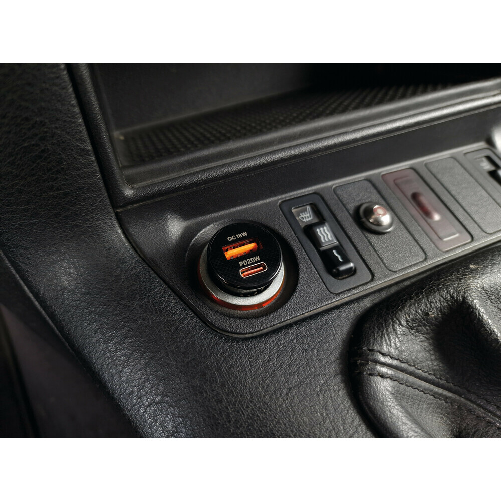 Εικόνα 2 από 3 — ΦΟΡΤΙΣΤΗΣ ΑΝΑΠΤΗΡΑ ΜΕ 2 ΘΥΡΕΣ USB TYPE A+ TYPE C 20W 12/24V 20W ESSENTIAL LINE LAMPA – 1ΤΕΜ.