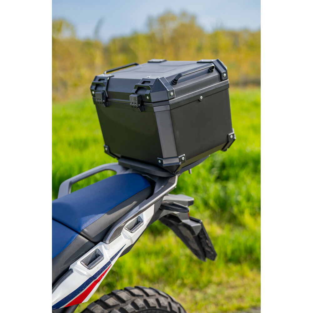 Εικόνα 6 από 16 — Lampa – Βαλιτσάκι Μοτοσυκλέτας T-Box 45L Μαύρο για Μεγαλύτερη Χωρητικότητα και Ασφαλή Μεταφορά Εξοπλισμού με Σύστημα Γρήγορης Απελευθέρωσης – 1 Τεμ. (9166.7-LM)