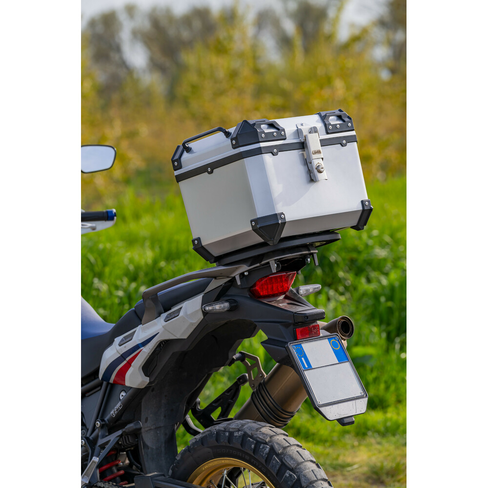 Εικόνα 7 από 11 — Lampa – Βαλιτσάκι Μοτοσυκλέτας T-Box 45L Ασημί για Άνετη Μεταφορά Εξοπλισμού με Σύστημα Γρήγορης Απελευθέρωσης – 1 Τεμ. (9166.8-LM)