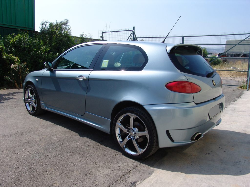 Εικόνα 4 από 4 — Motordrome – Αεροτομή Οροφής για Alfa Romeo 147 – 1 Τεμ.  (A-257)