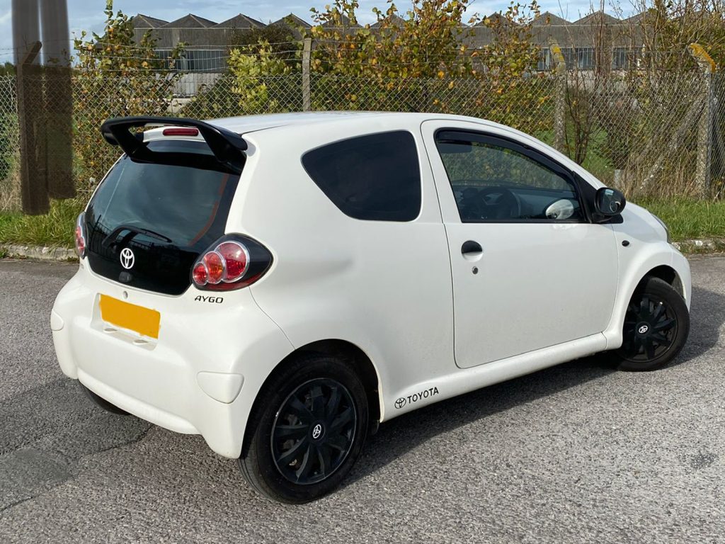Εικόνα 1 από 3 — Motordrome – Αεροτομή Οροφής V.2 για Toyota Aygo Mk1 (2005-2014) – 1 Τεμ.  (A-387)