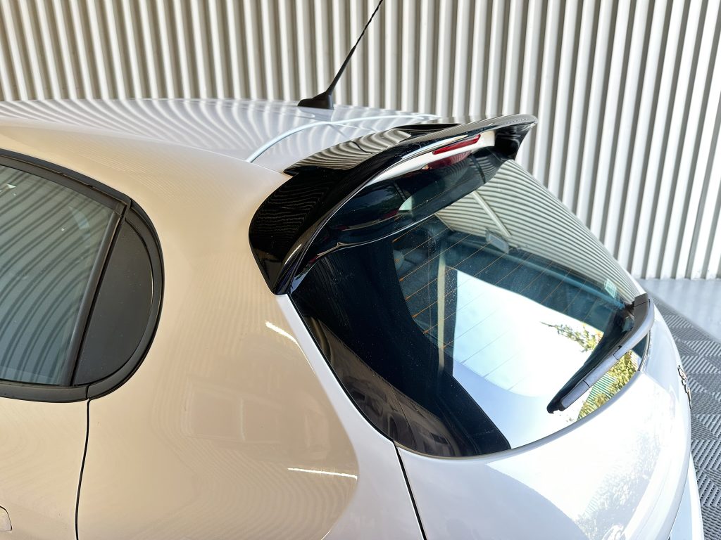 Εικόνα 2 από 7 — Motordrome – Αεροτομή Οροφής για Peugeot 208 Mk1 (2012-2019) – 1 Τεμ.  (A-397)