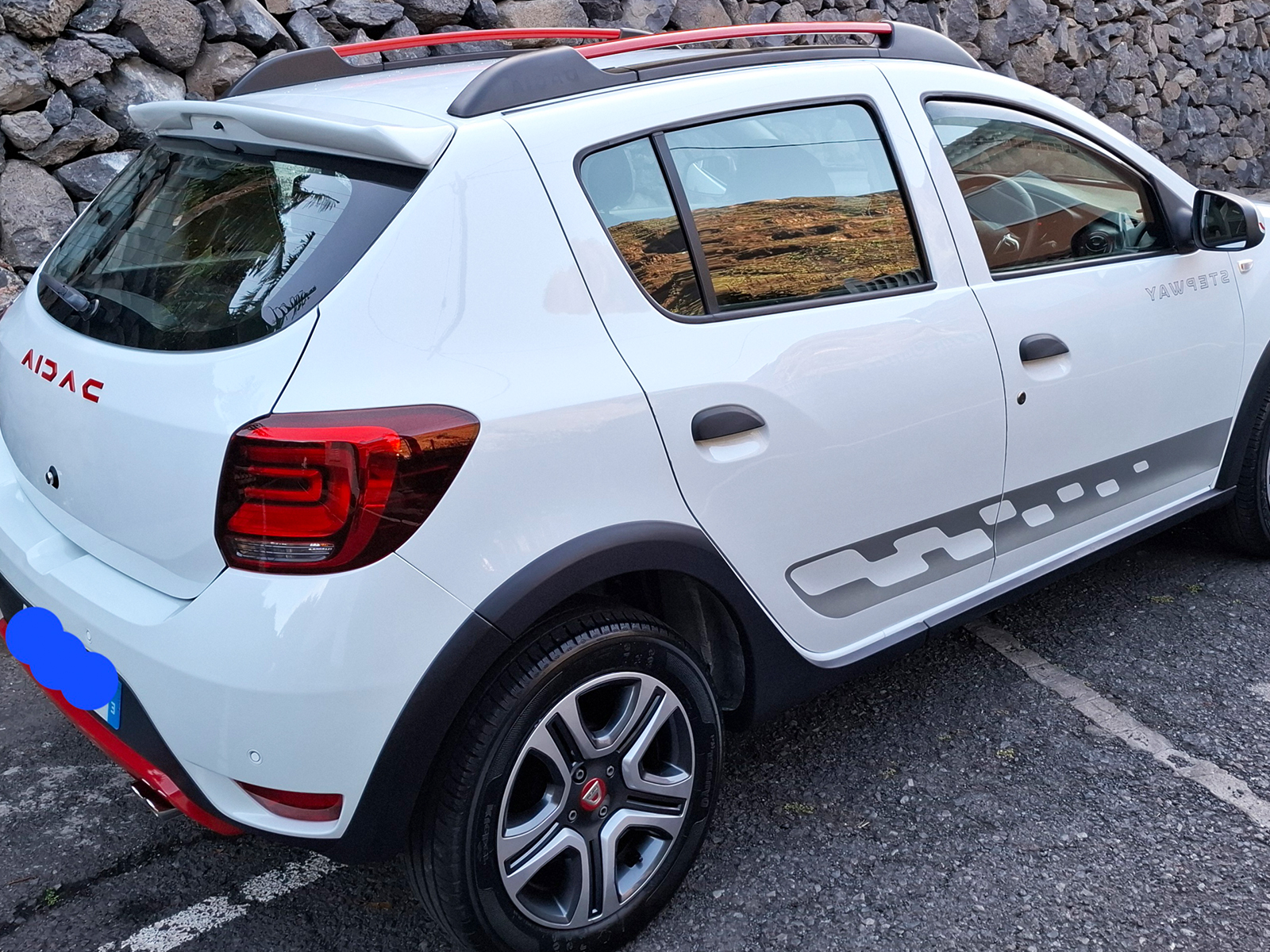 Εικόνα 2 από 5 — Motordrome – Αεροτομή Οροφής για Dacia Sandero Mk2 (2012-2020) – 1 Τεμ.  (A-445)