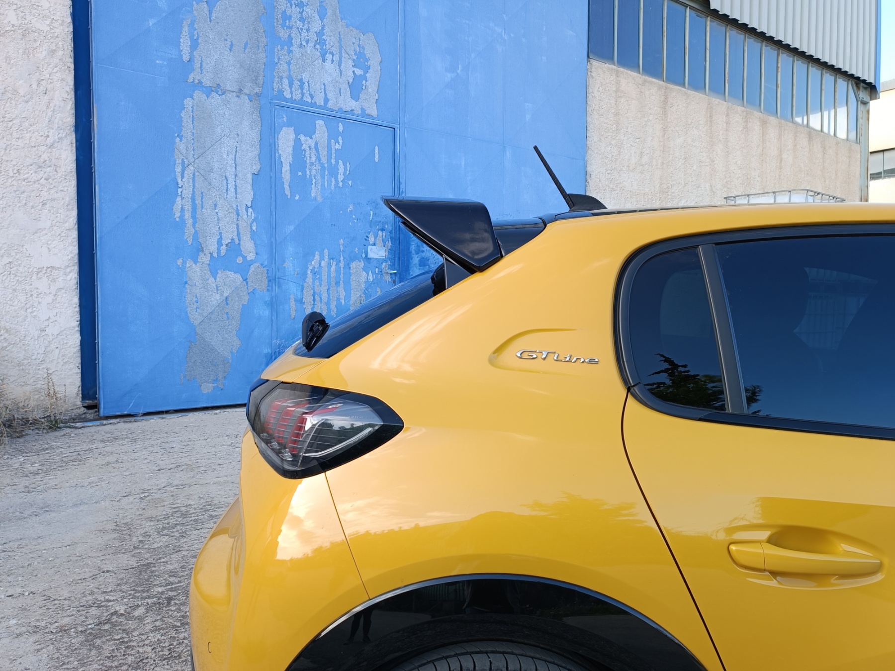 Εικόνα 6 από 9 — Motordrome – Αεροτομή Οροφής V.3 για Peugeot 208 Mk2 (2019-) – 1 Τεμ.  (A-484)