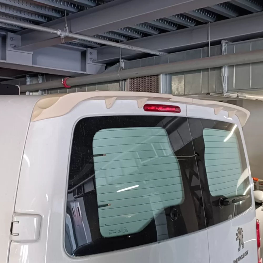 Εικόνα 1 από 1 — Αεροτομή Οροφής για Toyota Proace 2016+ με διπλή πόρτα V.1 από Πολυουρεθάνη Motordrome Design – 1 τεμ.
