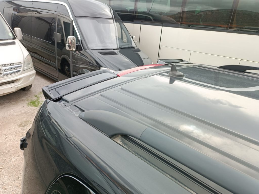 Εικόνα 2 από 5 — Motordrome – Αεροτομή Οροφής Διπλή Πόρτα για Mercedes Vito W447 (2014-) – 1 Τεμ.  (A-490)