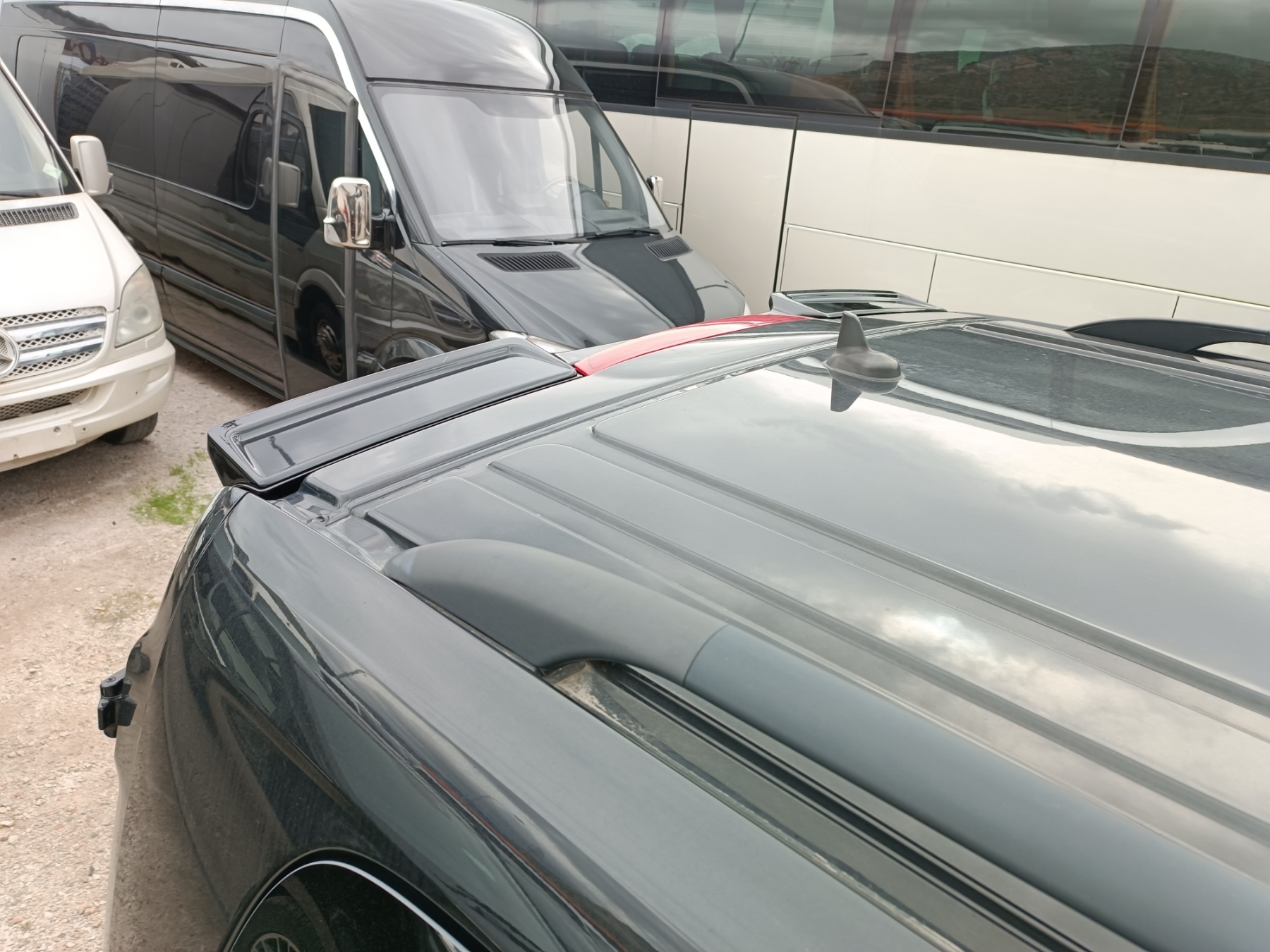 Εικόνα 2 από 5 — Motordrome – Αεροτομή Οροφής Διπλή Πόρτα για Mercedes Vito W447 (2014-) – 1 Τεμ.  (A-490)