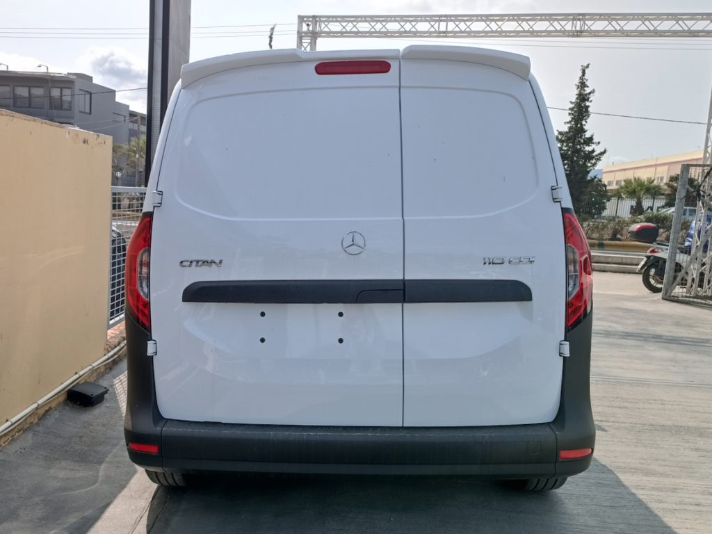 Εικόνα 10 από 13 — Motordrome – Αεροτομή Οροφής Διπλή Πόρτα για Mercedes Citan Mk2 (2021-) – 1 Τεμ.  (A-495)