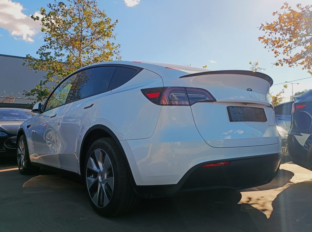 Εικόνα 3 από 3 — Motordrome – Αεροτομή για Tesla Model Y – 1 Τεμ.  (A-508)