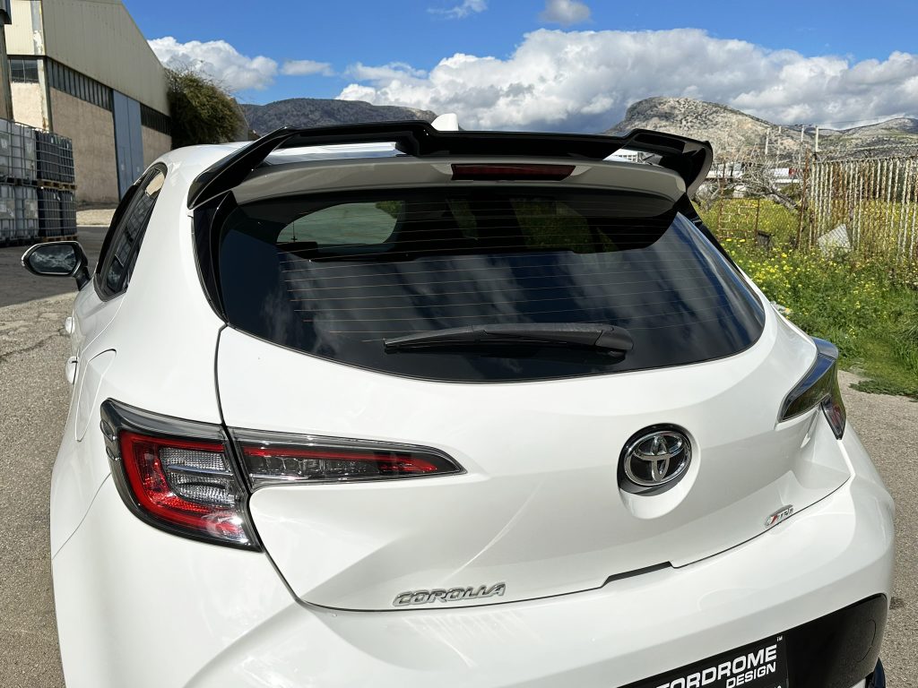 Εικόνα 1 από 4 — Motordrome – Αεροτομή Οροφής για Toyota Corolla Mk12 Hatchback (2018-) – 1 Τεμ.  (A-511)
