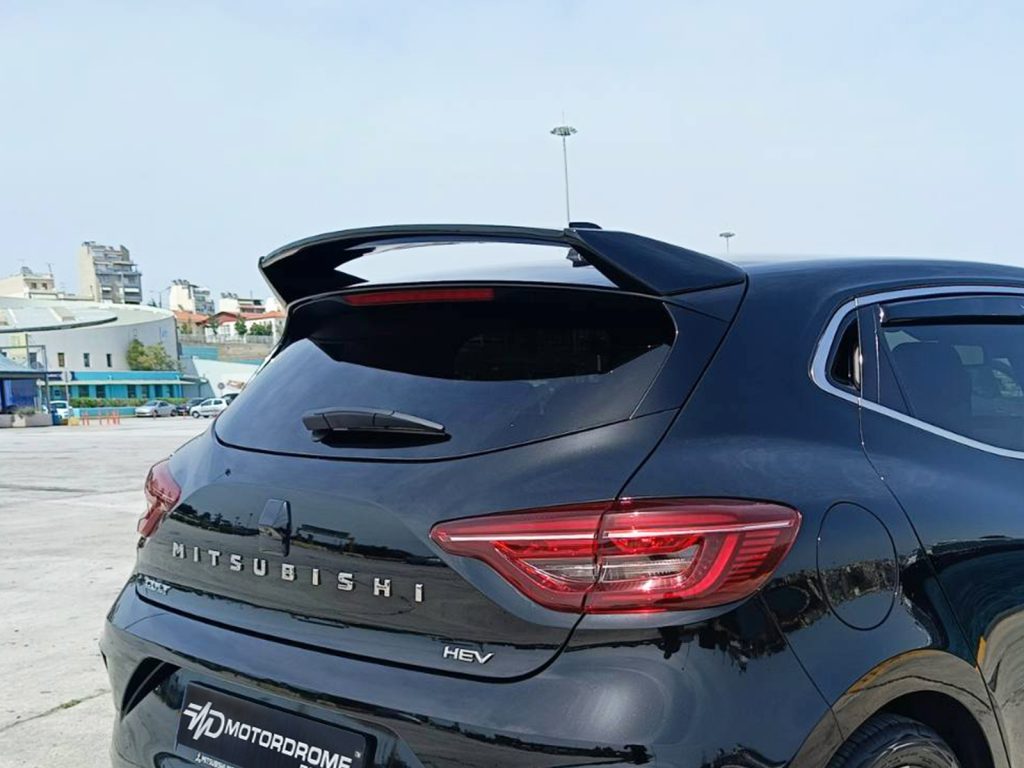 Εικόνα 1 από 6 — Motordrome – Αεροτομή Οροφής για Mitsubishi Colt (2023-) / Renault Clio Mk5 (2019-2025) – 1 Τεμ.  (A-520)