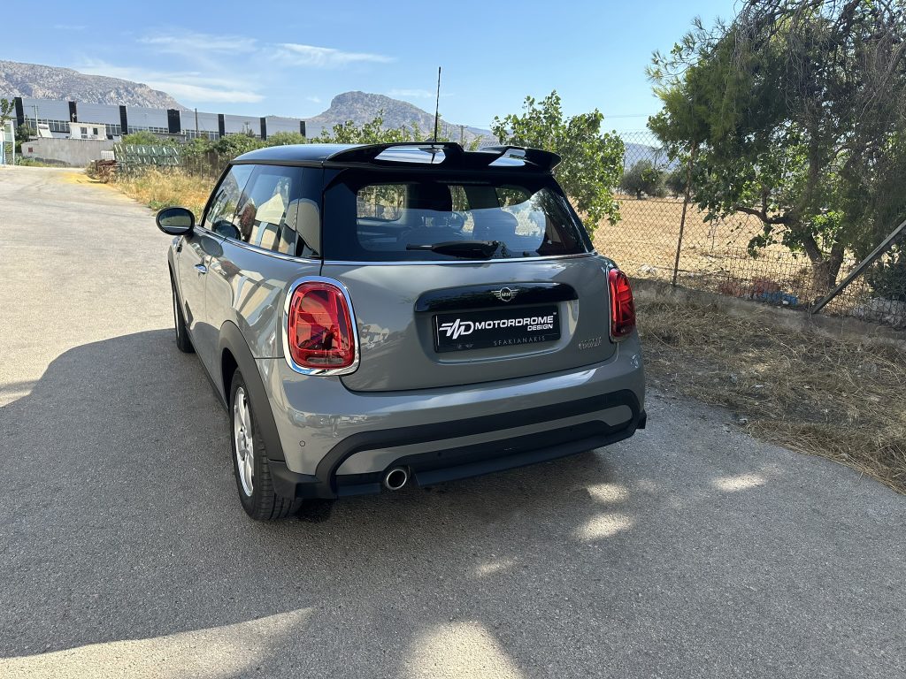 Εικόνα 2 από 2 — Motordrome – Αεροτομή Οροφής για Mini Cooper F55 / F56 – 1 Τεμ.  (A-523)