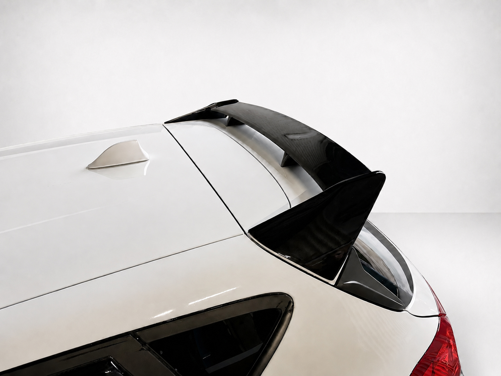 Εικόνα 4 από 6 — Motordrome – Αεροτομή Οροφής για Ford Fiesta Mk8 / Mk8.5 Standard / ST-Line – 1 Τεμ.  (A-535)