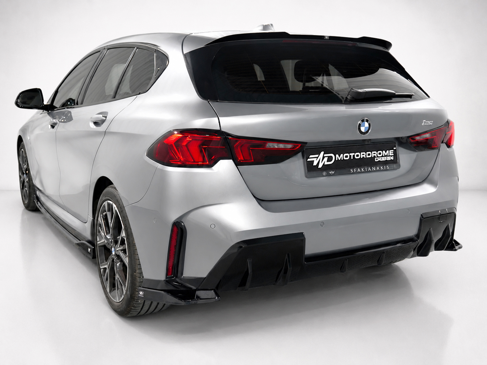 Εικόνα 2 από 4 — Motordrome – Επιπρόσθετη Αεροτομή για BMW 1 Series F70 M-Pack – 1 Τεμ.  (A-546)