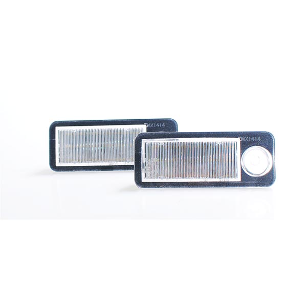 Εικόνα 1 από 2 — ΦΩΤΑ ΠΙΝΑΚΙΔΑΣ LED AUDI MTECH – 2 ΤΜΧ.