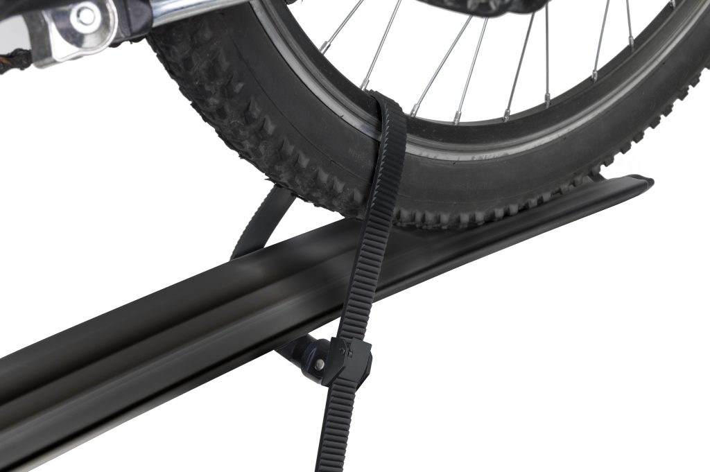 Εικόνα 10 από 14 — Menabo – Βάση Ποδηλάτου Οροφής Clover SX Black Αριστερή για 1 Ποδήλατο έως 25kg, E-Bike, Fat Bike και MTB με Διπλό Αντικλεπτικό Σύστημα σε μαύρο χρώμα – 1 Τεμ. (14850/MB)