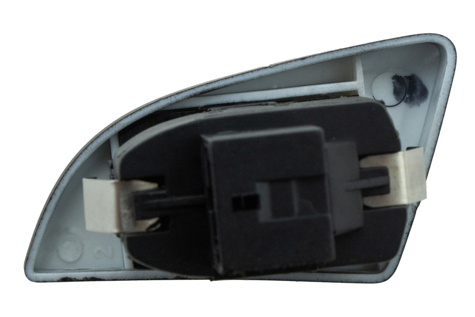 Εικόνα 5 από 6 — NTY – Switch Door Lock System Εμπρός Αριστερά 4 Pins Με Εργοστασιακή Εφαρμογή OE 8K1962107 / 8KD962107 – 1 Τεμ. (EWS-AU-079)
