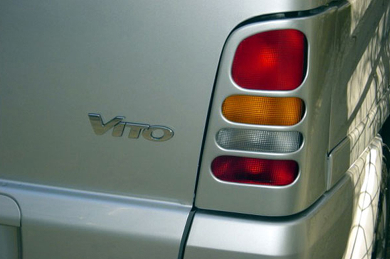 Εικόνα 1 από 1 — Motordrome – Μασκάκια Φανών για Mercedes Vito W638 (1996-2003) – 1 Σετ. (FR.00.0076)