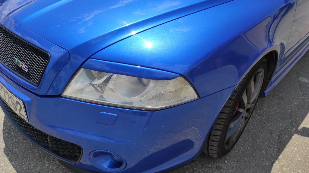 Εικόνα 1 από 2 — Motordrome – Φρυδάκια για Skoda Octavia Mk2 (2004-2009) – 1 Σετ. (FR.00.0110)