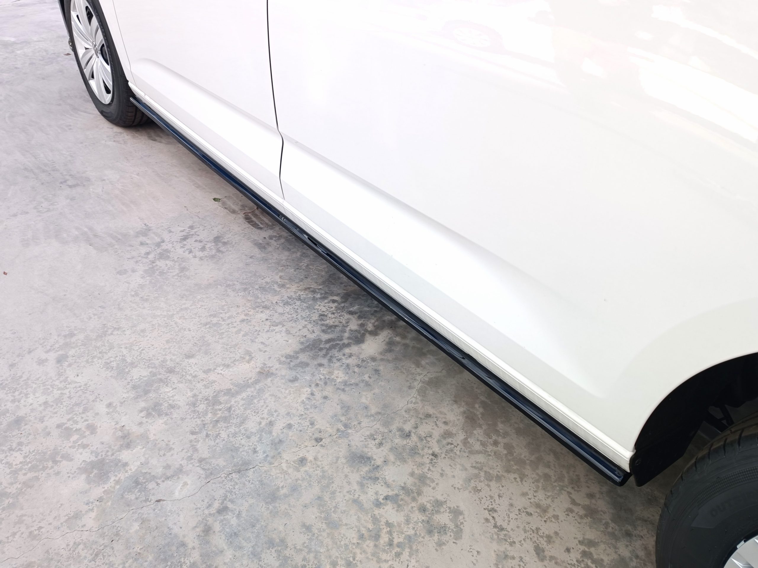 Εικόνα 6 από 8 — Motordrome – Επιπρόσθετα Μακριά Μαρσπιέ V.1 για Ford Transit Connect Mk3 (2024-) – 1 Σετ. (K172-003)
