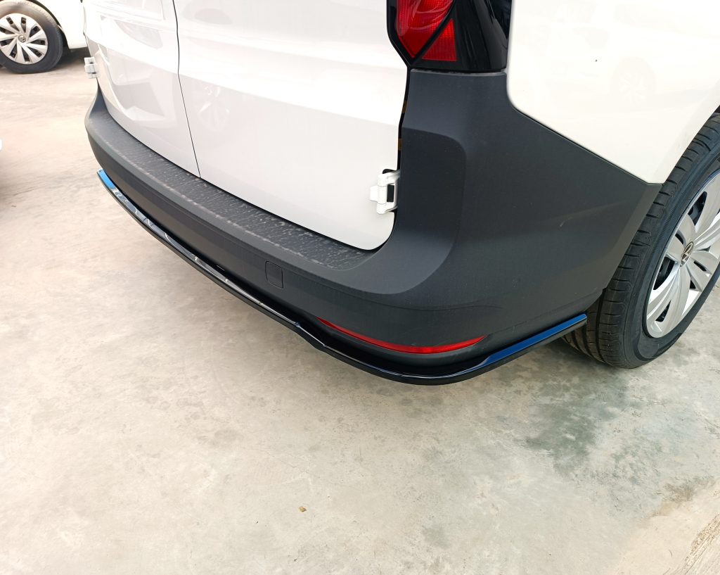 Εικόνα 7 από 10 — Motordrome – Πίσω Σπλίτερ Μακρύ για Ford Transit Connect Mk3 (2024-) – 1 Τεμ.  (K172-004)