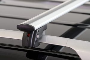 Menabo - Μπάρες Οροφής Αλουμινίου JACKSON XL SILVER 135 cm σε Ασημί Χρώμα για Alfa Romeo 159 Sportwagon 2006-2013 5πορτο Station Wagon με Raised Rails - 2 τεμ. (11290/MB)