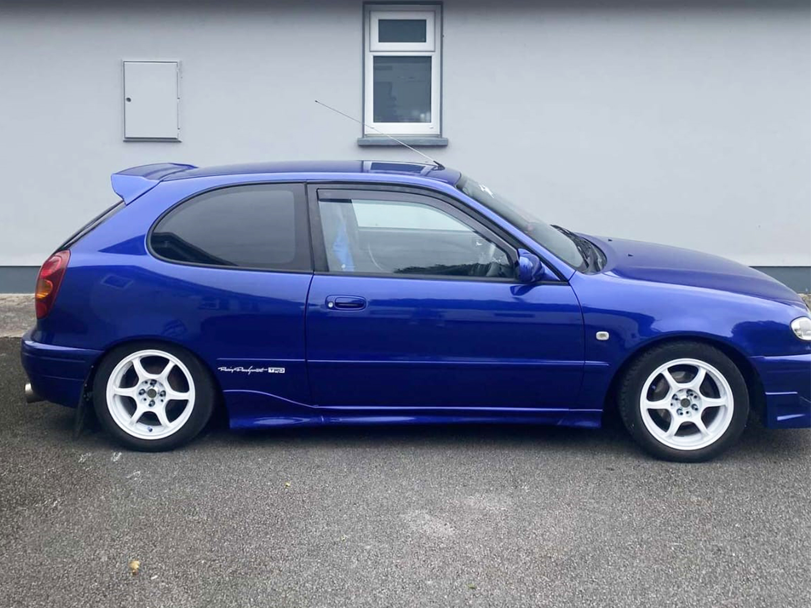 Εικόνα 2 από 3 — Motordrome – Μαρσπιέ για Toyota Corolla Mk8 (1995-2000) – 1 Σετ. (K126-003)