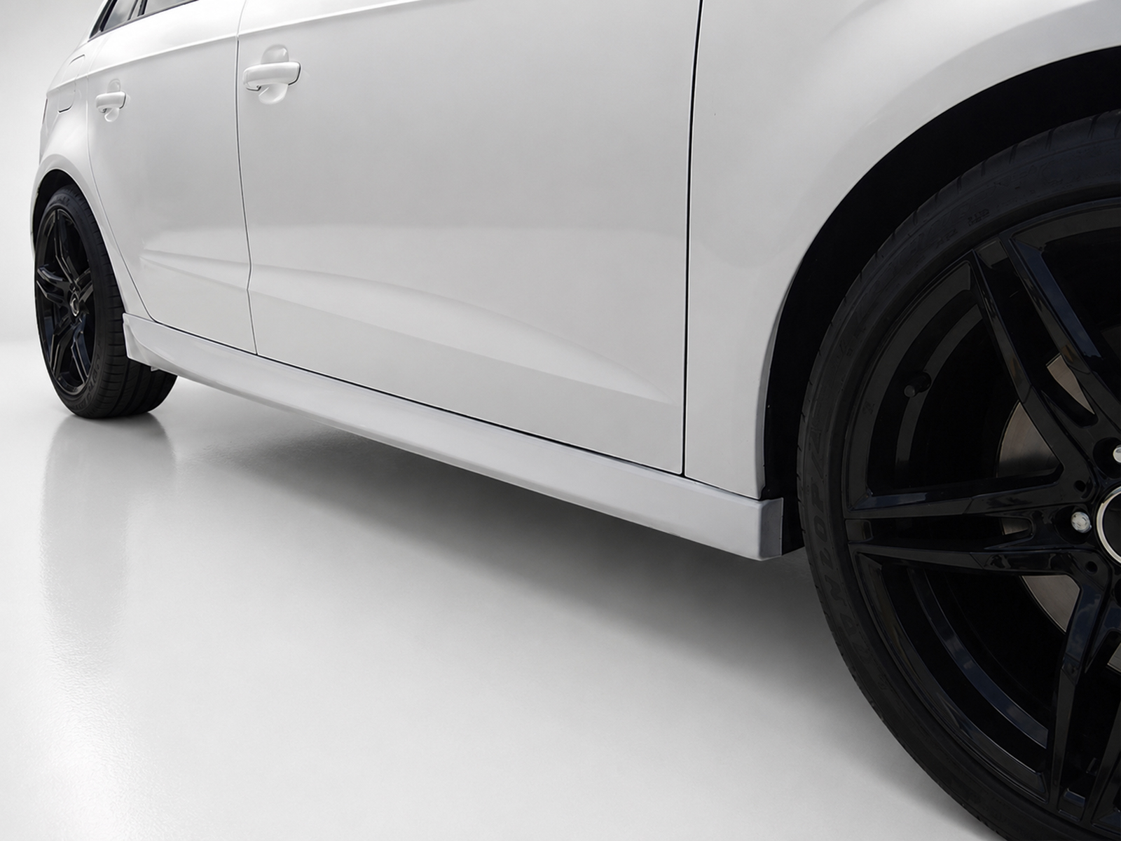 Εικόνα 2 από 4 — Motordrome – Μαρσπιέ για Audi A3 8V Sportback (2013-2020) – 1 Σετ. (K152-003)