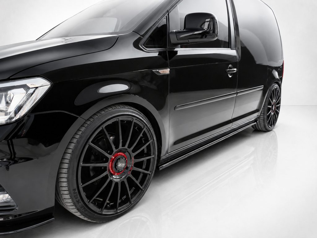 Εικόνα 2 από 5 — Motordrome – Επιπρόσθετα Μαρσπιέ για Volkswagen Caddy Mk4 – 1 Σετ. (K157-003)